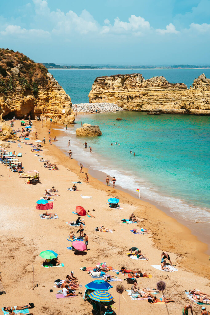 Praia de Dona Ana beach