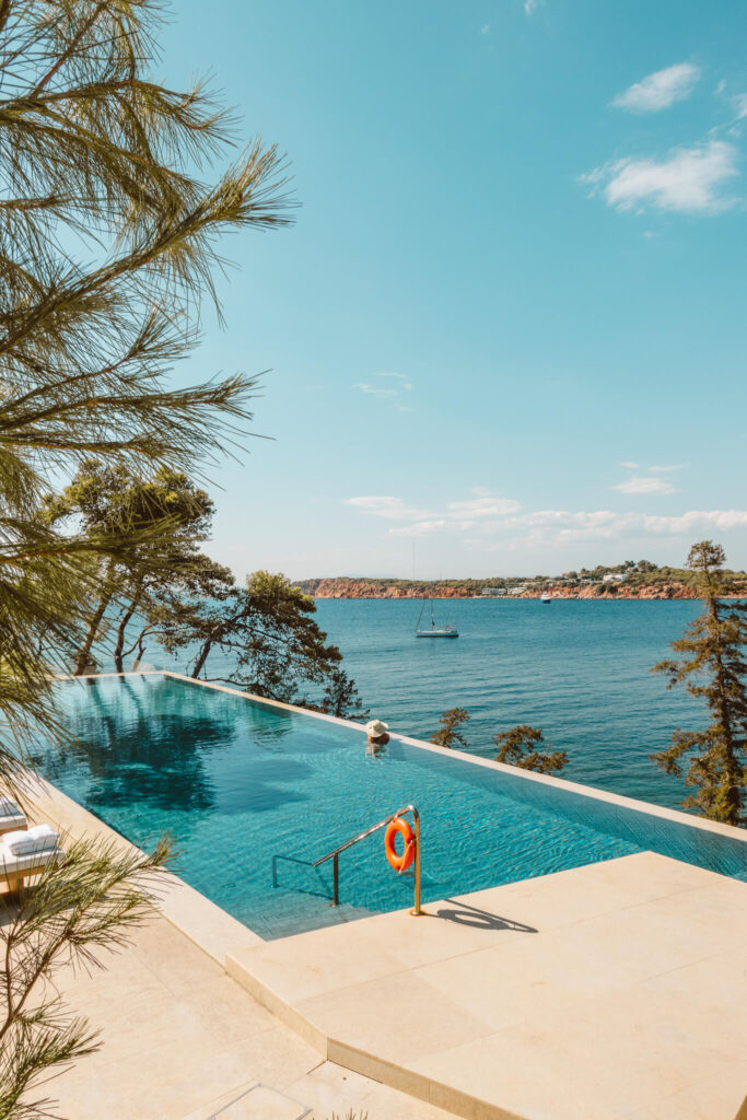 Pool overlooking the sea