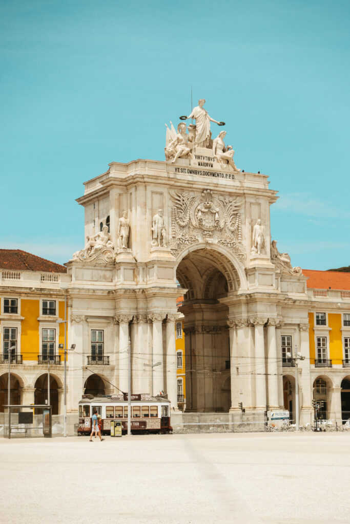 The Triumph Arch of Praça do Comércio