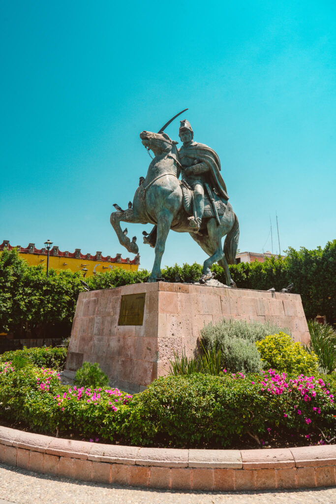 Statue in San Miguel de Allende